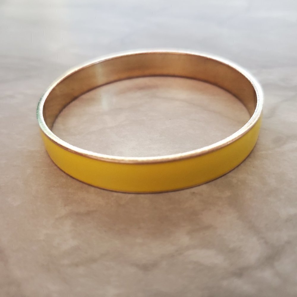💛 Vintage 1990s 90s J.Crew Yellow Enamal Skinny Bangle Bracelet 💛 - Picture 4 of 9